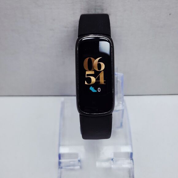 Fitbit Luxe Fitness Tracker FB422 Heart Rate Sleep SpO2 Waterproof Bluetooth GPS - Picture 1 of 11